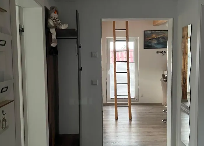 Haus Eldena アパート